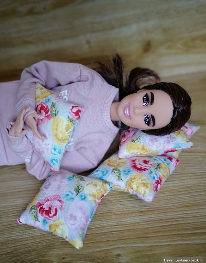 Продам подушки для кукол 1/6 размера. Хорошо подходят для Barbie и аналогичных по размеру кукол (фото 5)
