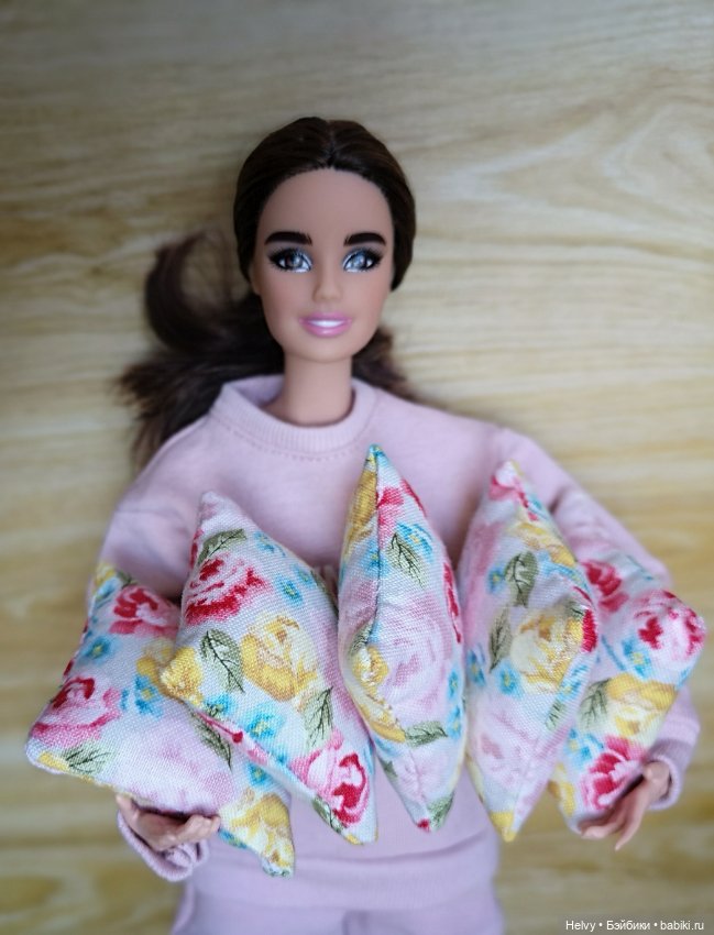 Продам подушки для кукол 1/6 размера. Хорошо подходят для Barbie и аналогичных по размеру кукол (фото 6)
