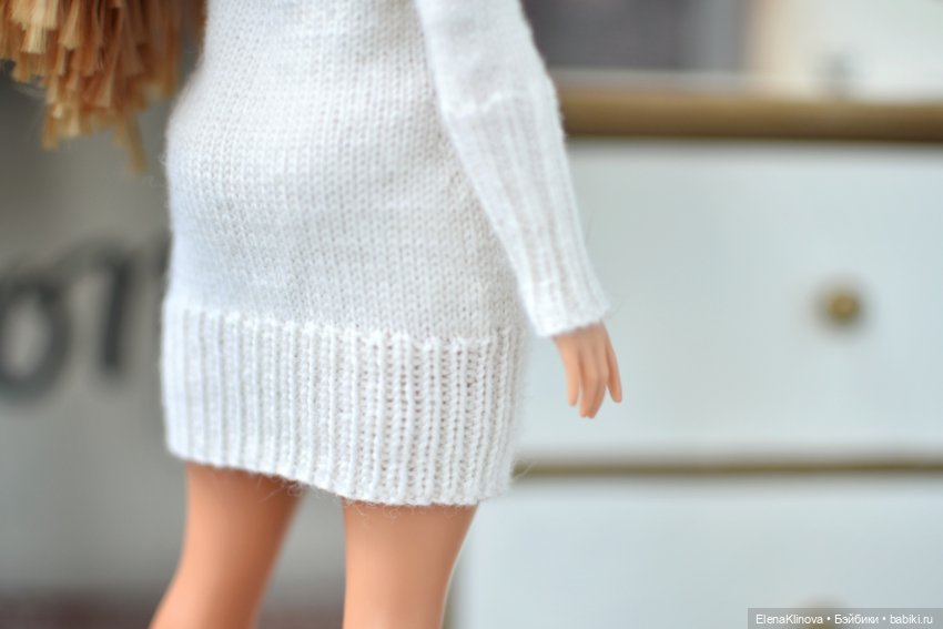 Платье вязаное для Барби пышки (фото 9)