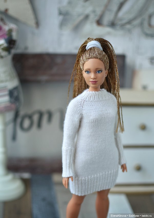Платье вязаное для Барби пышки (фото 2)