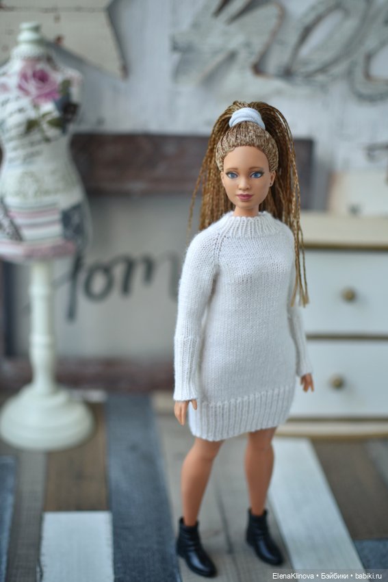 Платье вязаное для Барби пышки (фото 5)