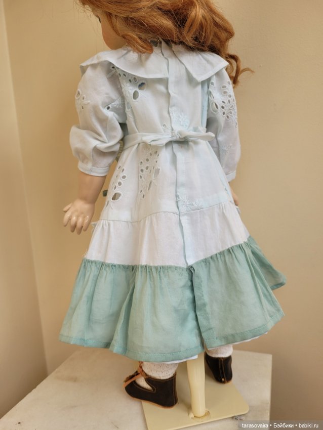 Платье для куклы 55-57 см из винтажных материалов (фото 3)
