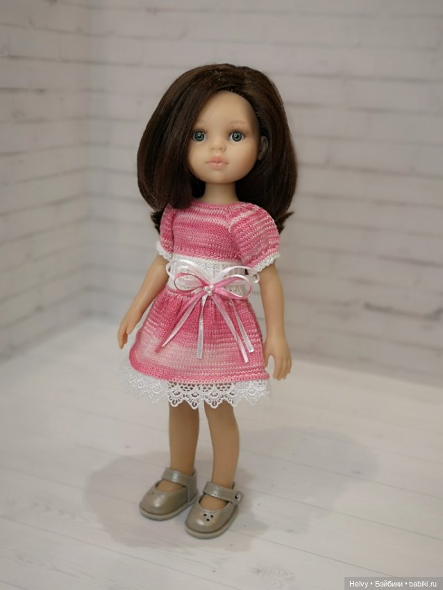 Платье и шляпка для кукол Little Darling и Paola Reina