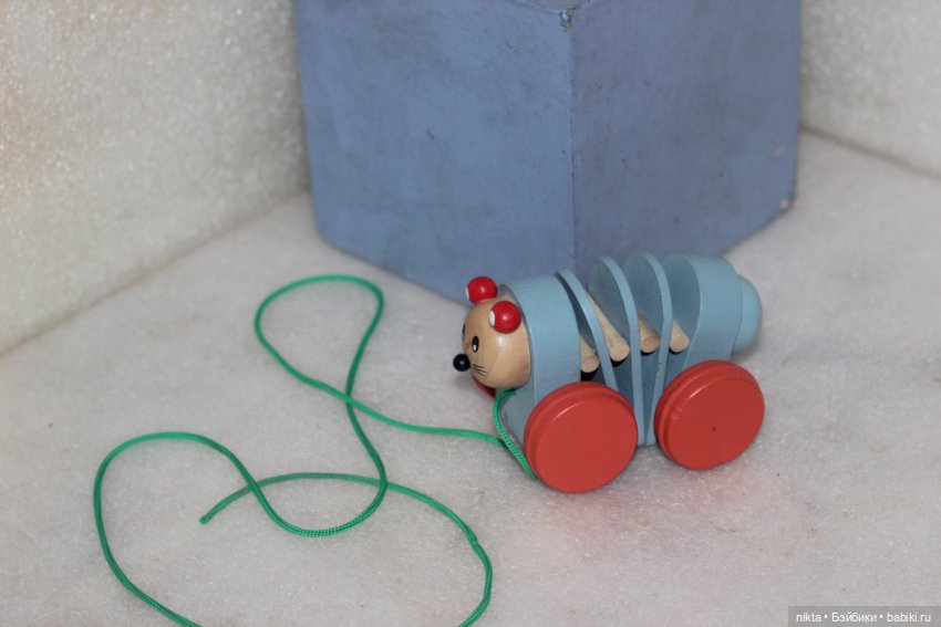 Игрушка - каталка трещетка. * Дерево * 12 см