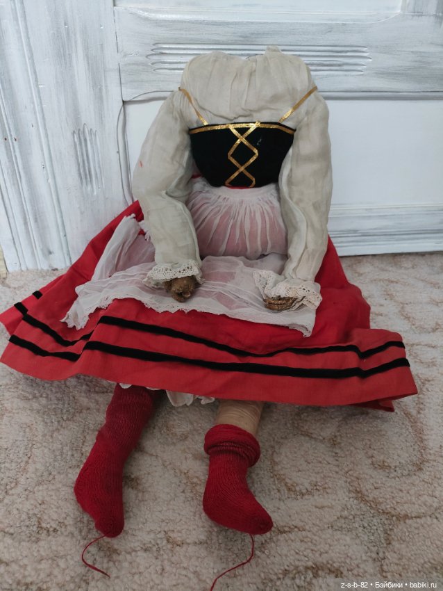 Антикварное тело от модной куклы