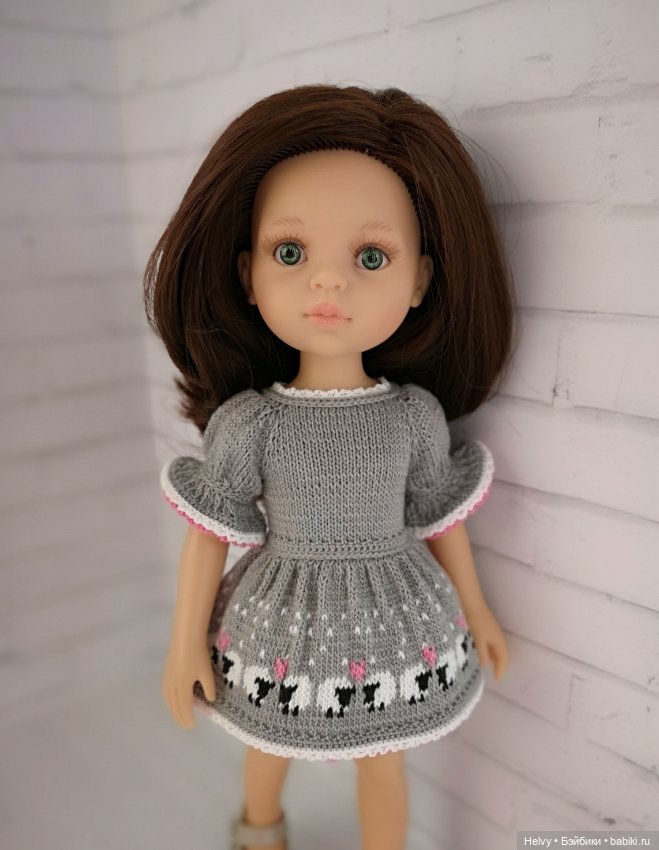 Платье с овечками для куклы Паола Рейна (Paola Reina)