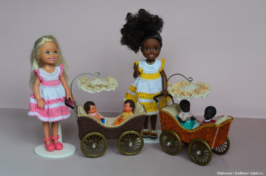 Коляска для двоих маленьких пупсиков (размером примерно 5 см.) (фото 9)