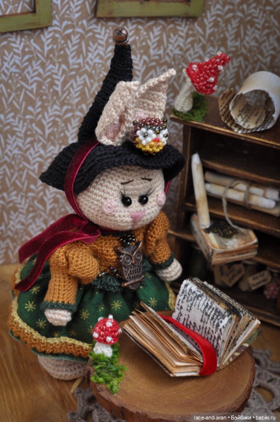 Авторская игрушка Ведьмочка Зайка (фото 8)