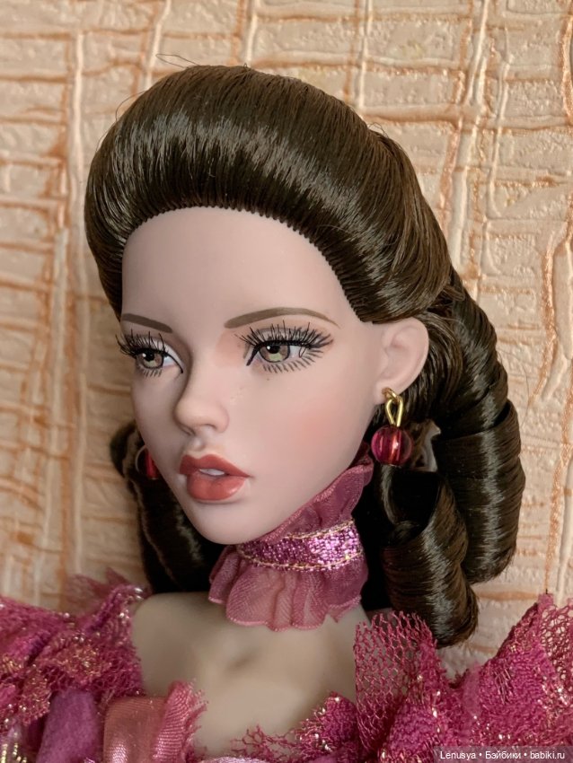 Robert tonner sales deja vu doll