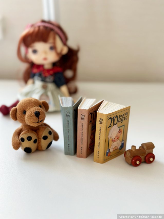 Книги с красивыми иллюстрациями для кукол, для румбоксов, 1:4, 1:6 (фото 2)
