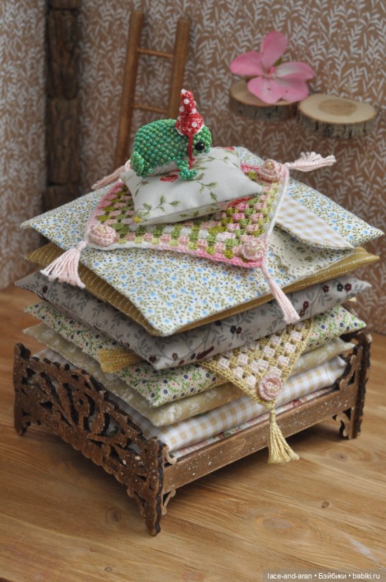 Аксессуар на Хэллоуин для Блайз и других кукол. Лягушка - фамильяр для куклы - ведьмы, гоблинкор (фото 8)