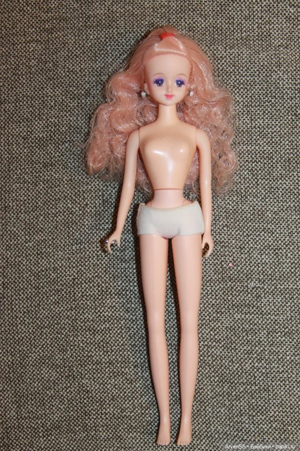 Винтажная Дженни из второй серии Calendar April 1997 to March 1998 Birth Flower Calendar Girls (фото 7)