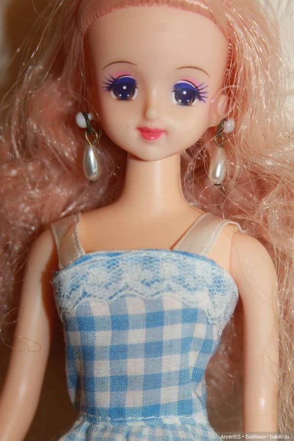 Винтажная Дженни из второй серии Calendar April 1997 to March 1998 Birth Flower Calendar Girls (фото 3)