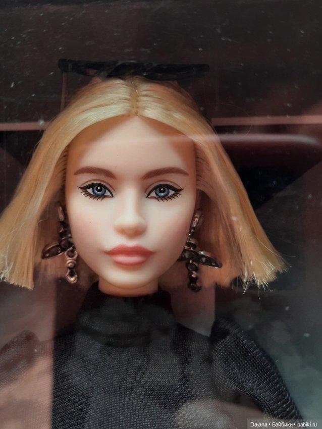 Barbie ptmi 2023 Birthday Doll Vogue Black 1097156