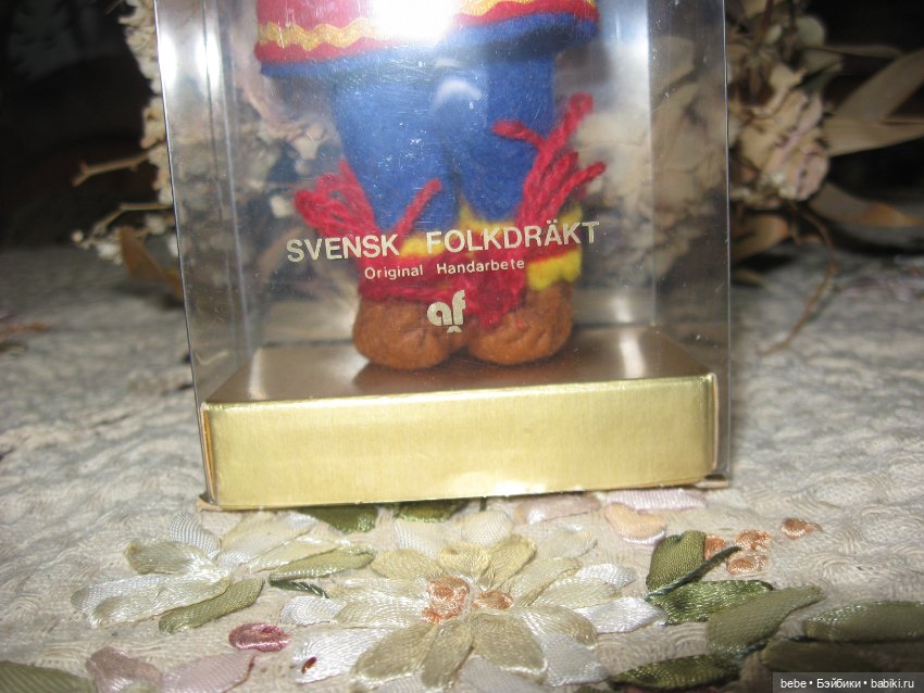Винтажная кукла в национальном костюме Svensk Folkdrakt Швеция (фото 6)