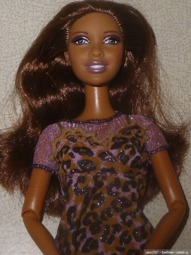 Barbie Fashionistas Artsy 2009 - состояние новой, шарнирная, в фирменном аутфите Fashion Fever (фото 2)