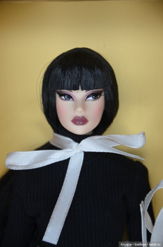 JHDTOYS September Issue Mizi shops Gina Yao Fashion Doll Incomplete