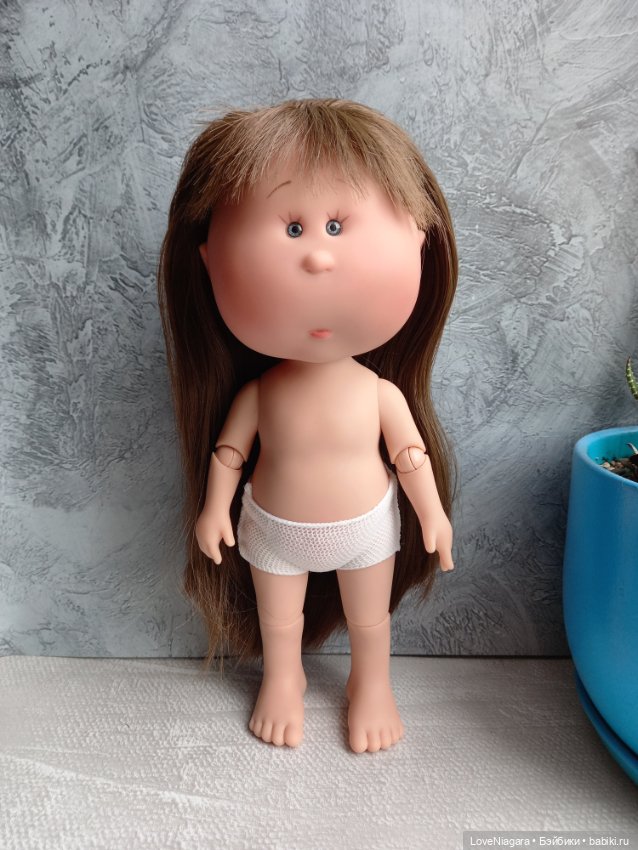 Кукла Nines d'Onil Mia/Мия шарнирная