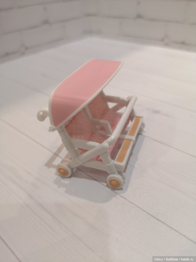 Sylvanian Families Коляска для двойни (фото 3)