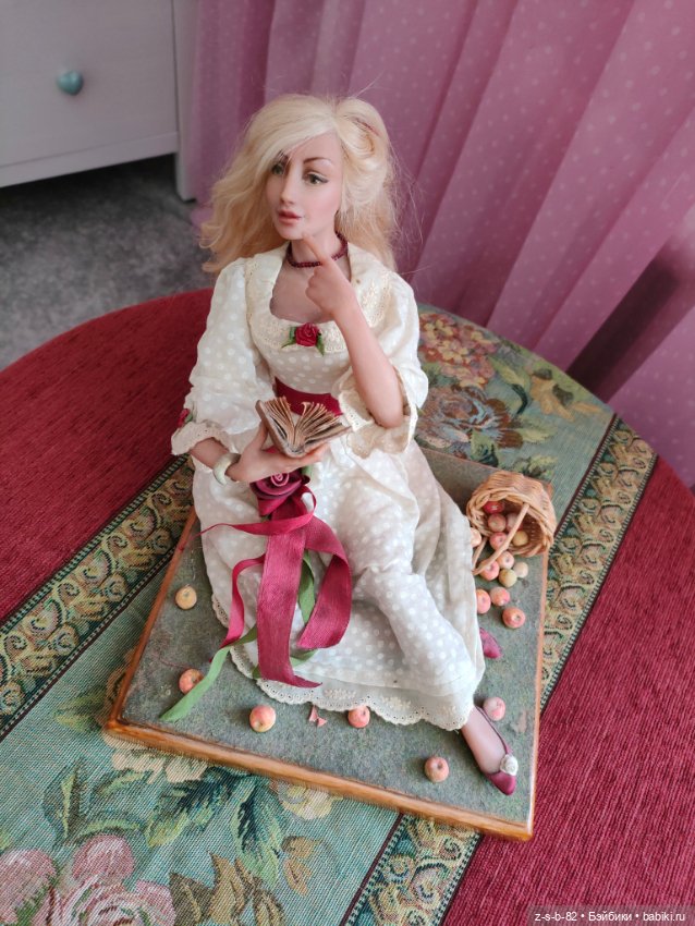 Авторская кукла на подиуме