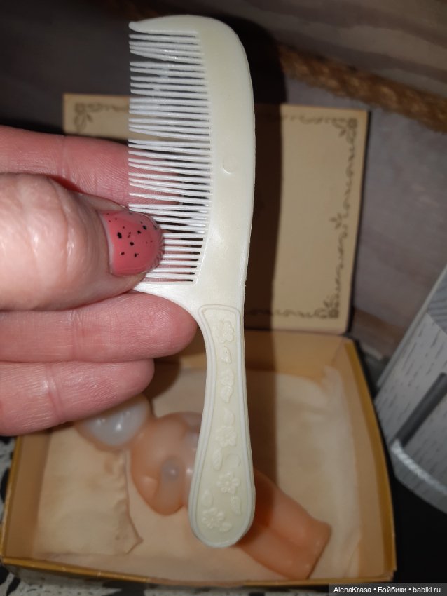 Сувенирный набор — Винтажные куклы и игрушки детства (фото 2)