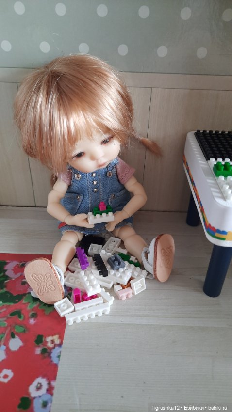 Стол с конструкторов лего (фото 3)