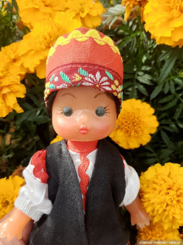 Маленькая куколка в народном костюме. 20 см (фото 3)