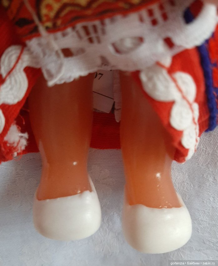 Маленькая куколка в народном костюме. 20 см (фото 5)