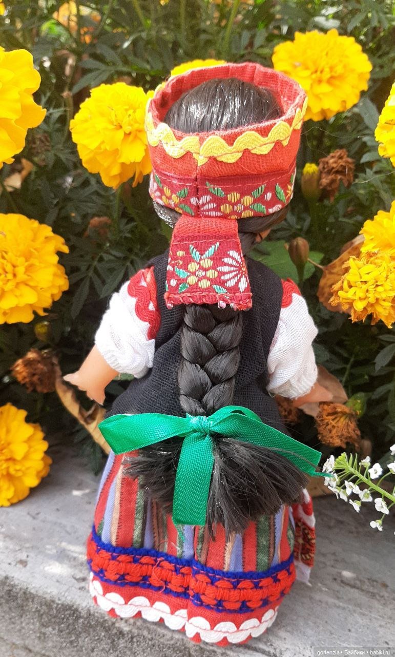 Маленькая куколка в народном костюме. 20 см (фото 2)