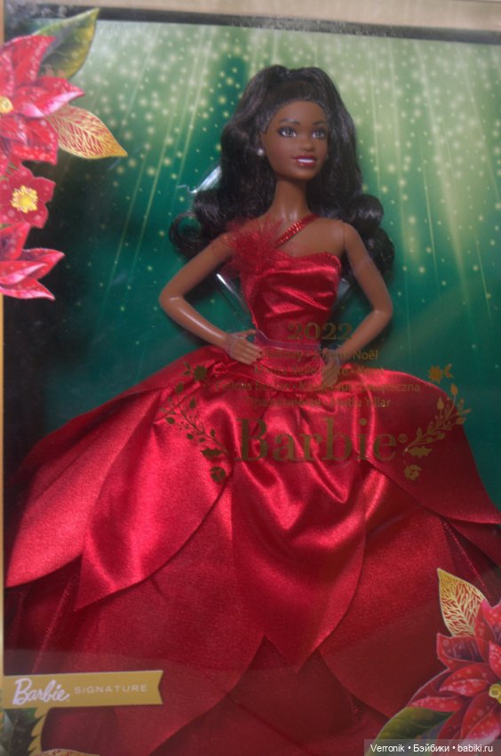 Барби Холидей - Праздник 2022 мулатка - Barbie Signature 2022 Holiday (фото 7)