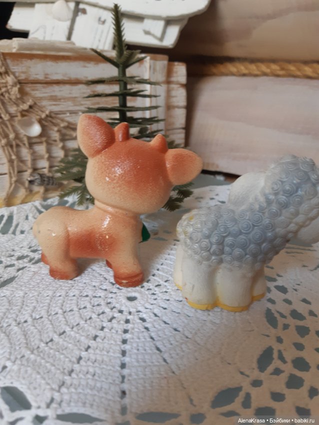 Овечка и бычок, игрушки из плотной резины (фото 4)