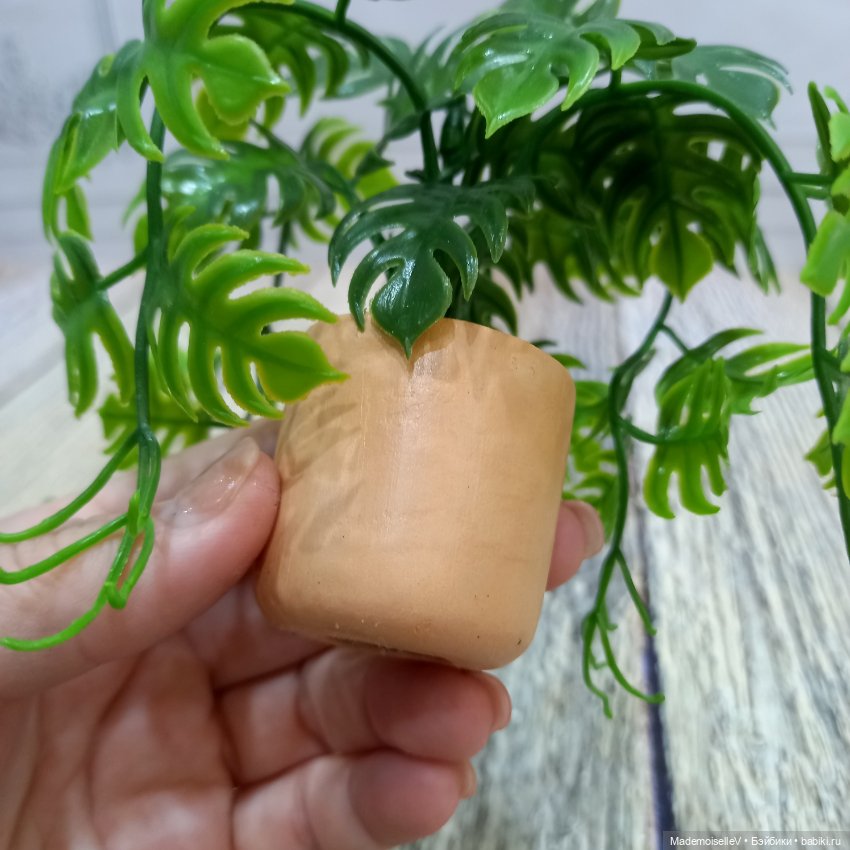 Монстера в горшке — Миниатюра для кукол (фото 9)