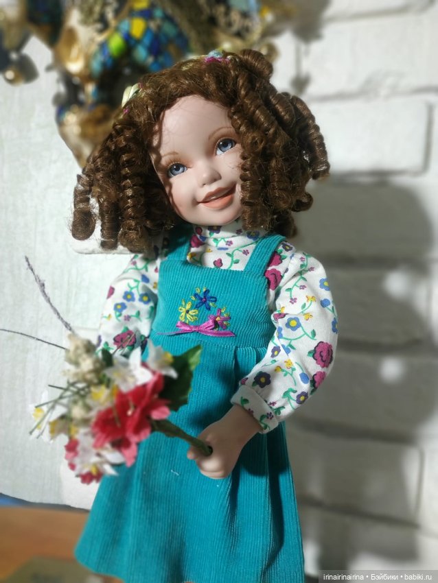 Кэти с сюрпризом (444.2) — Фарфоровые куклы (фото 6)