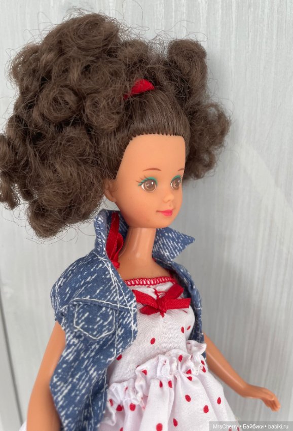 Teen time Courtney friend of Skipper/ Кортни