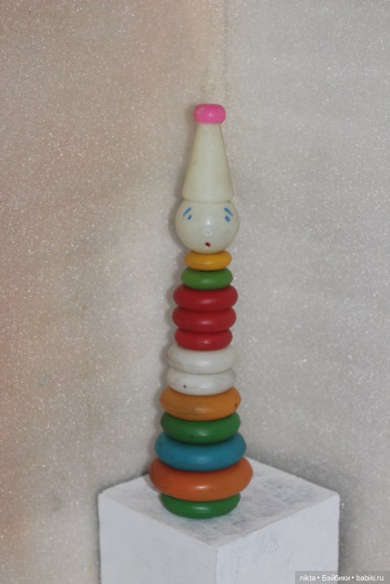 Пластмассовая пирамидка СССР - Клоун, 34 см