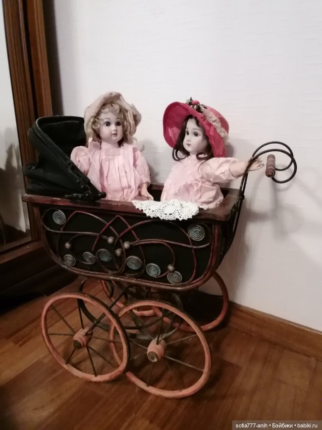 Антикварная коляска для кукол, как идея (фото 2)