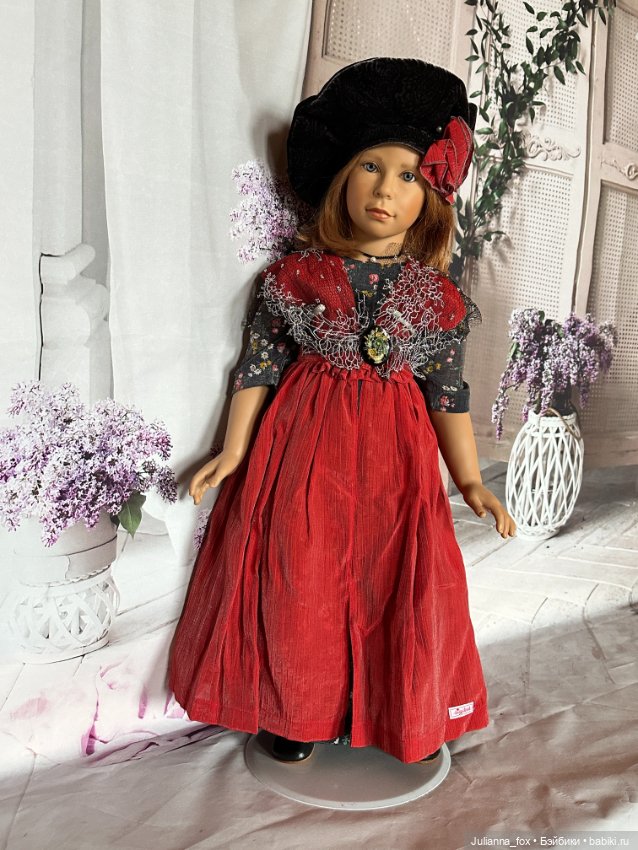 Яркая Iris Wippler (Ирис Випплер) от Ilse Wippler