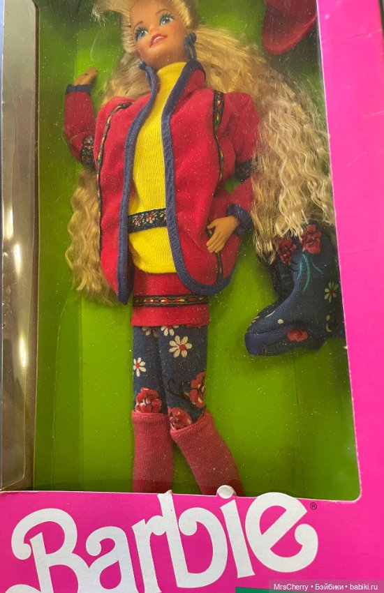 Яркая Барби из серии United Colors of Benetton Barbie (фото 5)