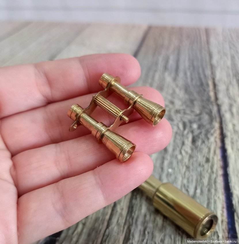 Подзорная труба и бинокль