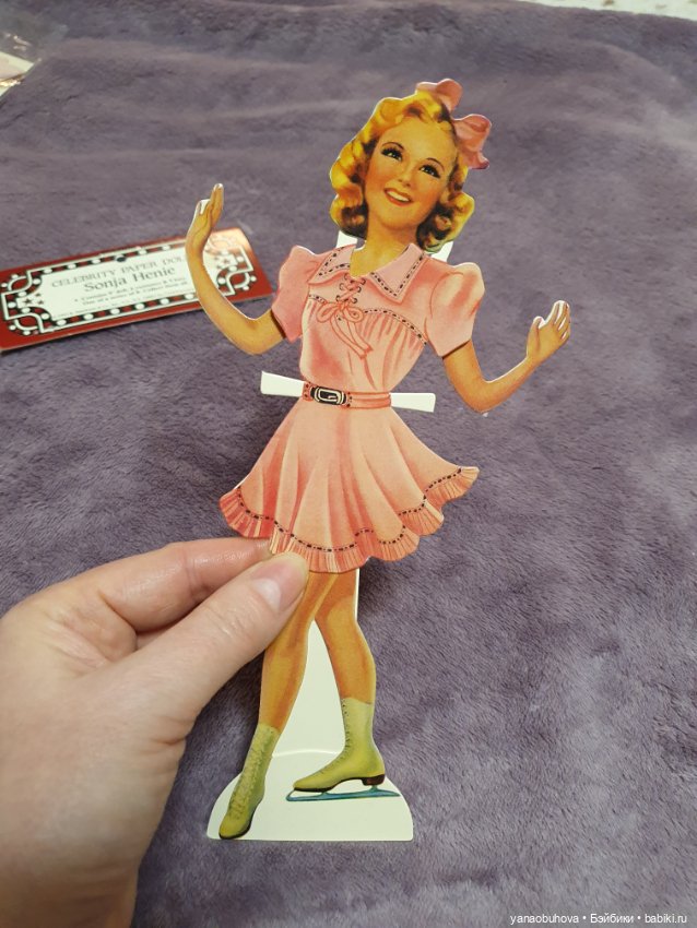 Винтажная бумажная кукла фигуристка Соня Хени. Состояние новое (фото 7)