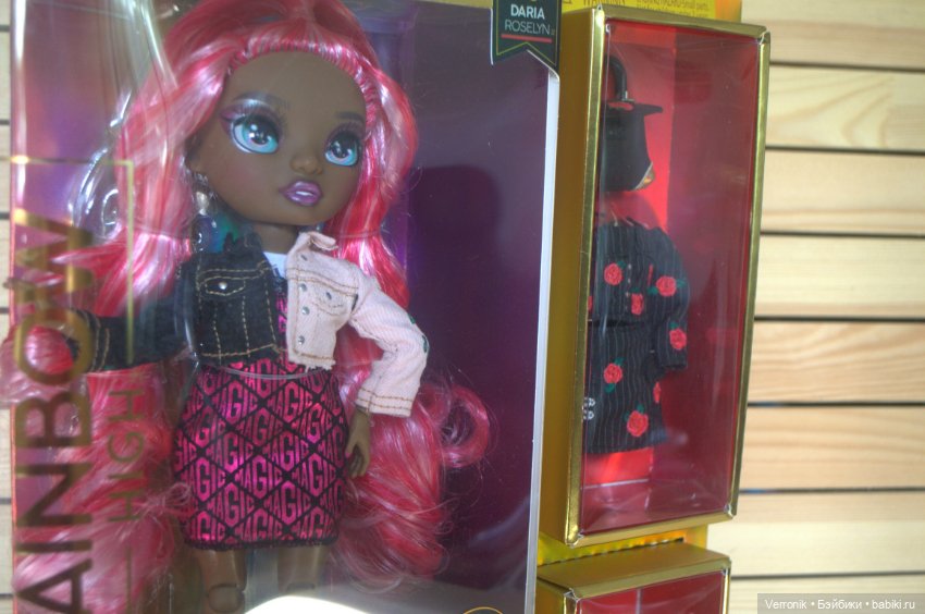 Рейнбоу Хай - Rainbow High / 3 серия Дарья Розелин (3 серия) (фото 6)