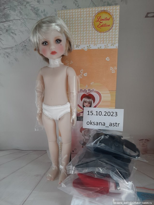 Продам куколку Сабрина (Sabrina) от Ruby Red (фото 5)