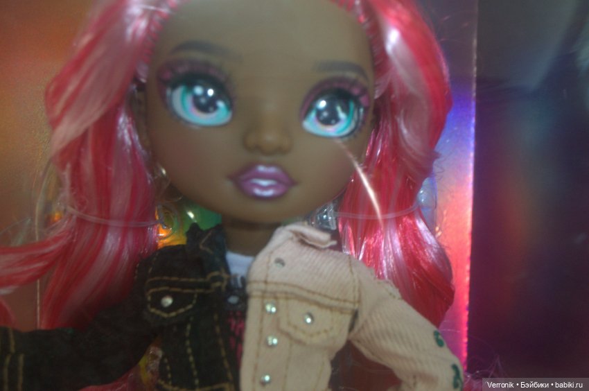 Рейнбоу Хай - Rainbow High / 3 серия Дарья Розелин (3 серия) (фото 3)