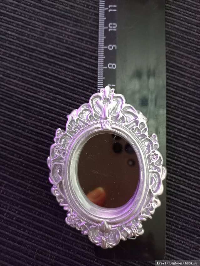 Зеркало в серебряной раме (фото 2)