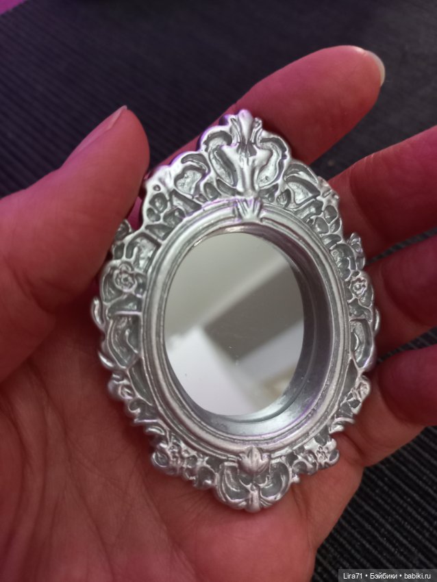 Зеркало в серебряной раме (фото 4)