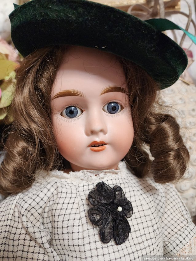 Антикварная кукла Макс Хандверк