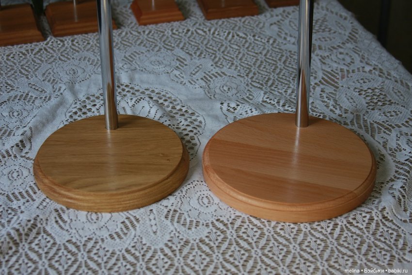 Стенды из массива бука для кукол от 30см до 85см (фото 6)