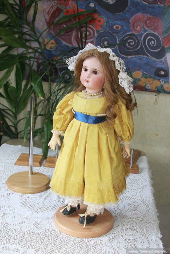 Стенды из массива бука для кукол от 30см до 85см (фото 3)