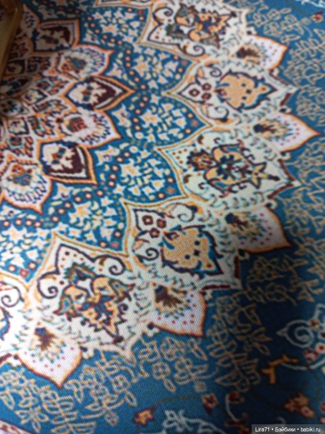 Ковер в бежево-голубых тонах для кукол (фото 4)