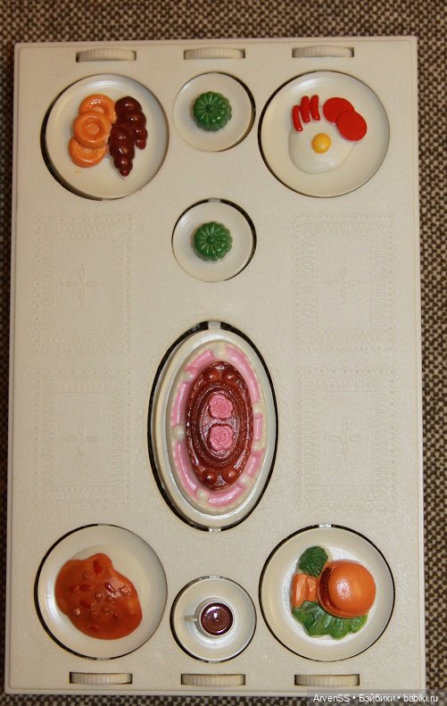 Раритетный набор столовой мебели для Ликки 2 поколения компании Такара (фото 7)